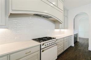 1201 Virginia Place - Photo 10