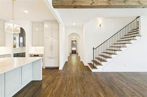 1201 Virginia Place - Photo 4