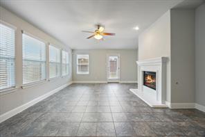 620 England Street - Photo 14