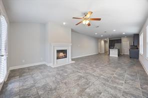 620 England Street - Photo 15