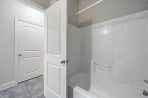 620 England Street - Photo 19
