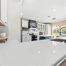785 Tweedy Road - Photo 11