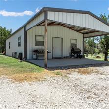 785 Tweedy Road - Photo 35