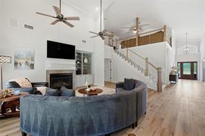 219 Navajo Trail - Photo 12