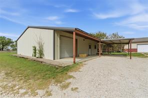 6700 CR 1022 - Photo 5