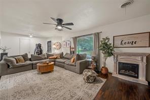 617 Cardinal Drive - Photo 4