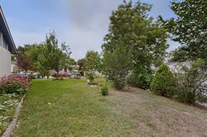 12207 Queen Drive - Photo 35