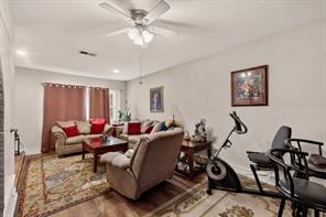 12207 Queen Drive - Photo 6