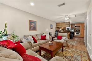 12207 Queen Drive - Photo 8
