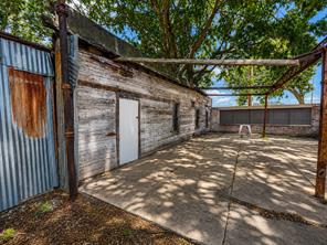 304 S Patrick Street - Photo 5