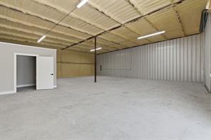 1726 N Main - Photo 18