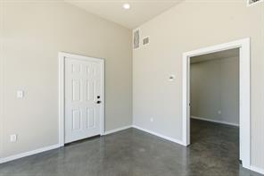 1726 N Main - Photo 4