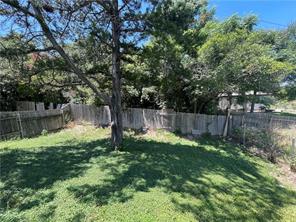 1008 Briar Drive - Photo 8