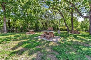 2300 Bamboo Drive - Photo 29