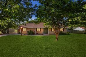 103 Cedar Drive - Photo 1