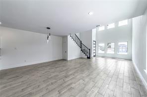 1426 Evans Avenue - Photo 4
