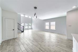 1426 Evans Avenue - Photo 5