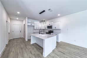 1426 Evans Avenue - Photo 7