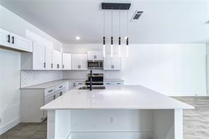 1426 Evans Avenue - Photo 9