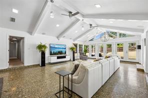 1303 Heather Glen Street - Photo 10