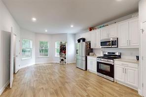 2763 Prosperity Avenue - Photo 11