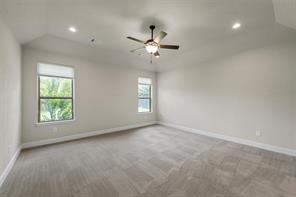 1093 Hesselridge Drive - Photo 19