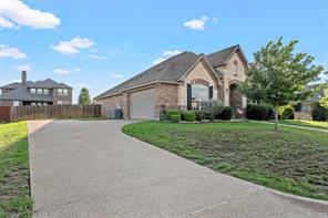 1093 Hesselridge Drive - Photo 2