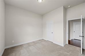 1093 Hesselridge Drive - Photo 26