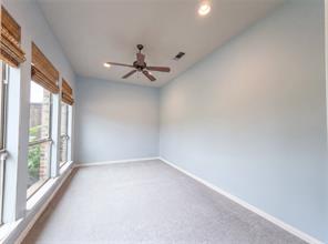 1930 Fair Oaks Lane - Photo 13