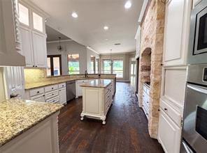 1930 Fair Oaks Lane - Photo 19