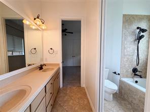 1930 Fair Oaks Lane - Photo 9