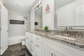 707 W Red Bird Lane - Photo 14