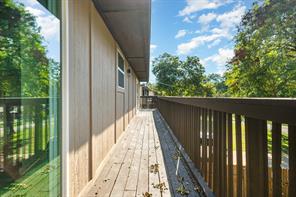 707 W Red Bird Lane - Photo 27