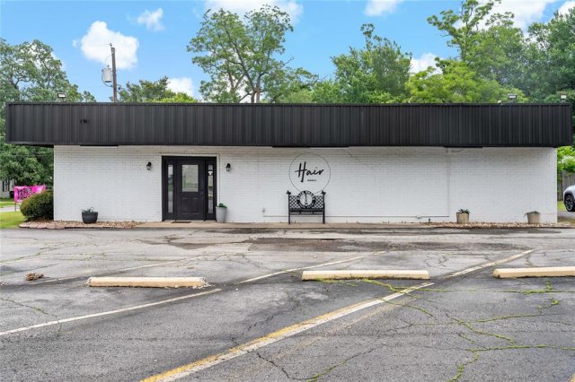 1850 Pine Bluff Street