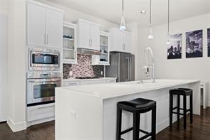 3102 Pavonia Drive - Photo 4