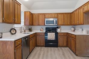 6317 Rockhaven Drive - Photo 11
