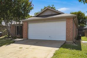 6317 Rockhaven Drive - Photo 2