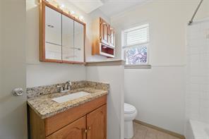 1801 Tyler Avenue - Photo 13