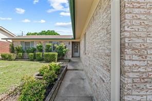 1801 Tyler Avenue - Photo 4