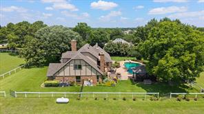 8111 Russell Curry Road - Photo 1