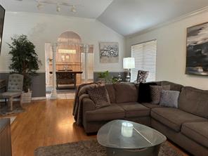 1332 Boyd Street - Photo 3