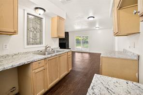 15131 Oakwood Lane - Photo 8