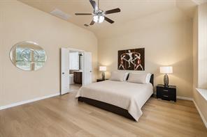 302 Phillips Court - Photo 18