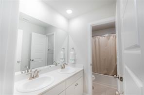 8110 Honeywell - Photo 13