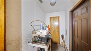 223 Graham Street - Photo 15