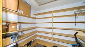 223 Graham Street - Photo 16