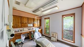 223 Graham Street - Photo 20