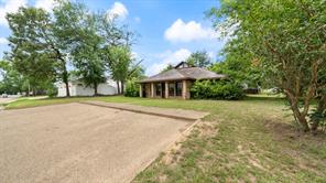 223 Graham Street - Photo 5