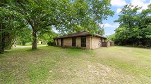223 Graham Street - Photo 6