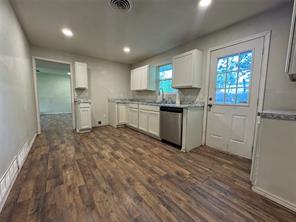 1605 Jackson Street - Photo 7